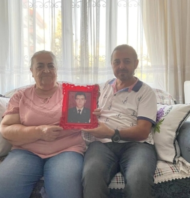 Başkanımız Savaş KARABALİ, Şehit J.Asb.Kd.Çvş.Zeynal ÖZÜREN'in Evini Ziyaret Etti